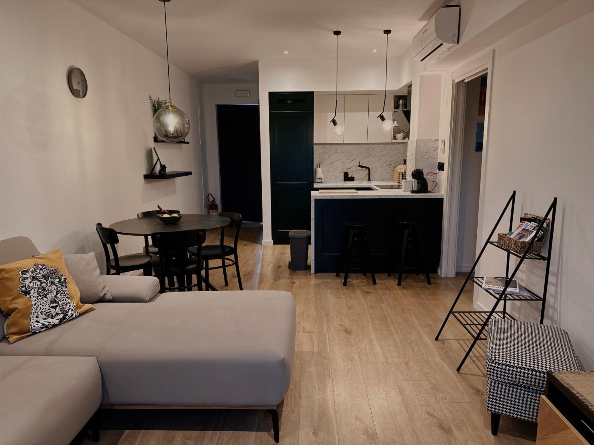 Dawn & Dusk - Modern Two Bedroom Apartment With Mountain Views Cilipi Ngoại thất bức ảnh